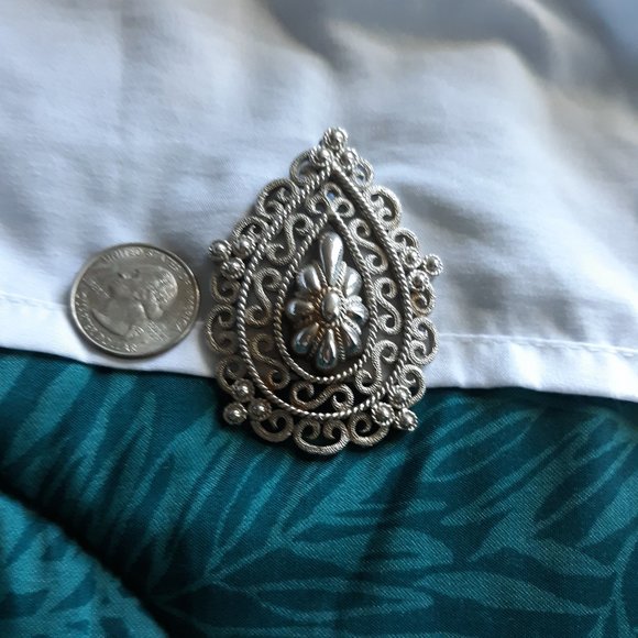 Trifari Filigree Tear Drop Shaped Pendant - Picture 2 of 3